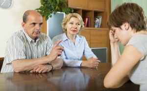 ازدواج و مخالفت خانواده ها